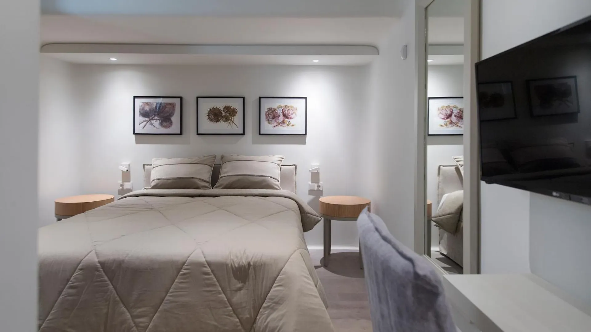 Pasithea Villas Mykonos Tourlos 0*,  Řecko